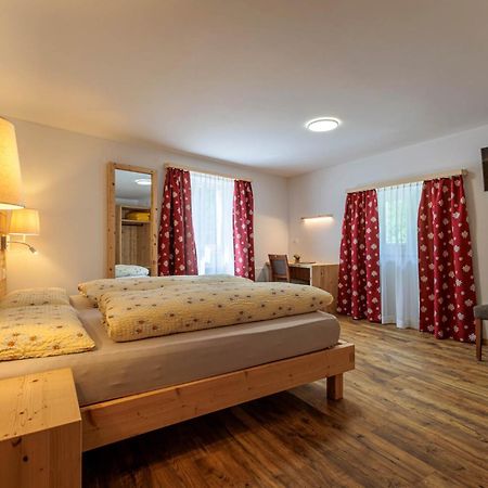 Albergo Lardi Le Prese Εξωτερικό φωτογραφία